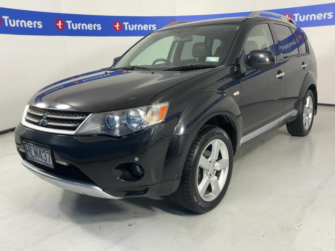 Photo '4' of Mitsubishi Outlander
