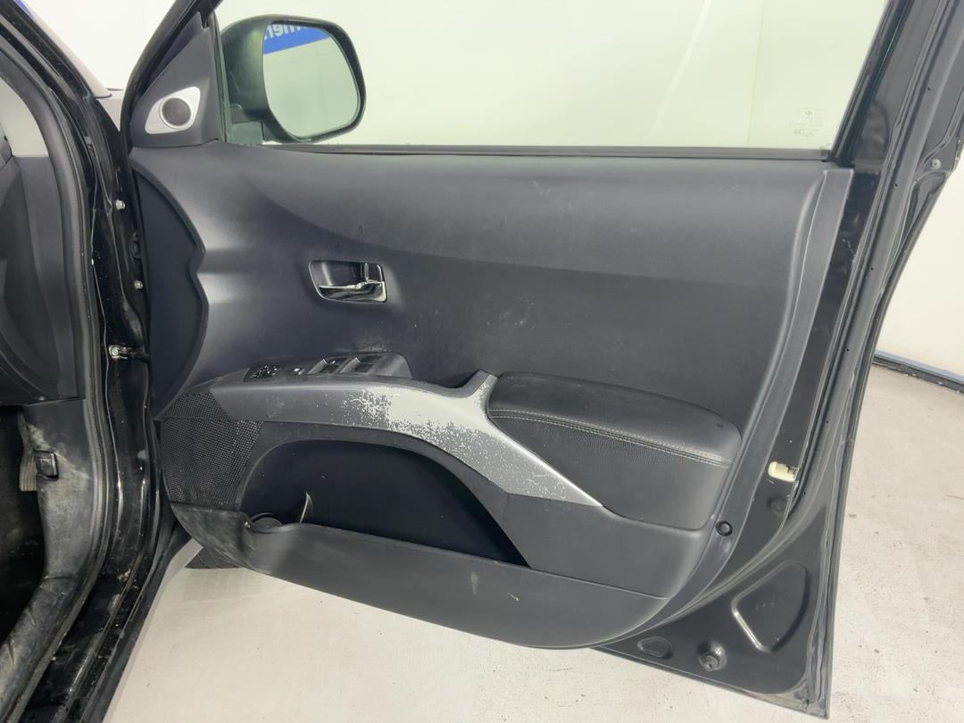 Photo '15' of Mitsubishi Outlander