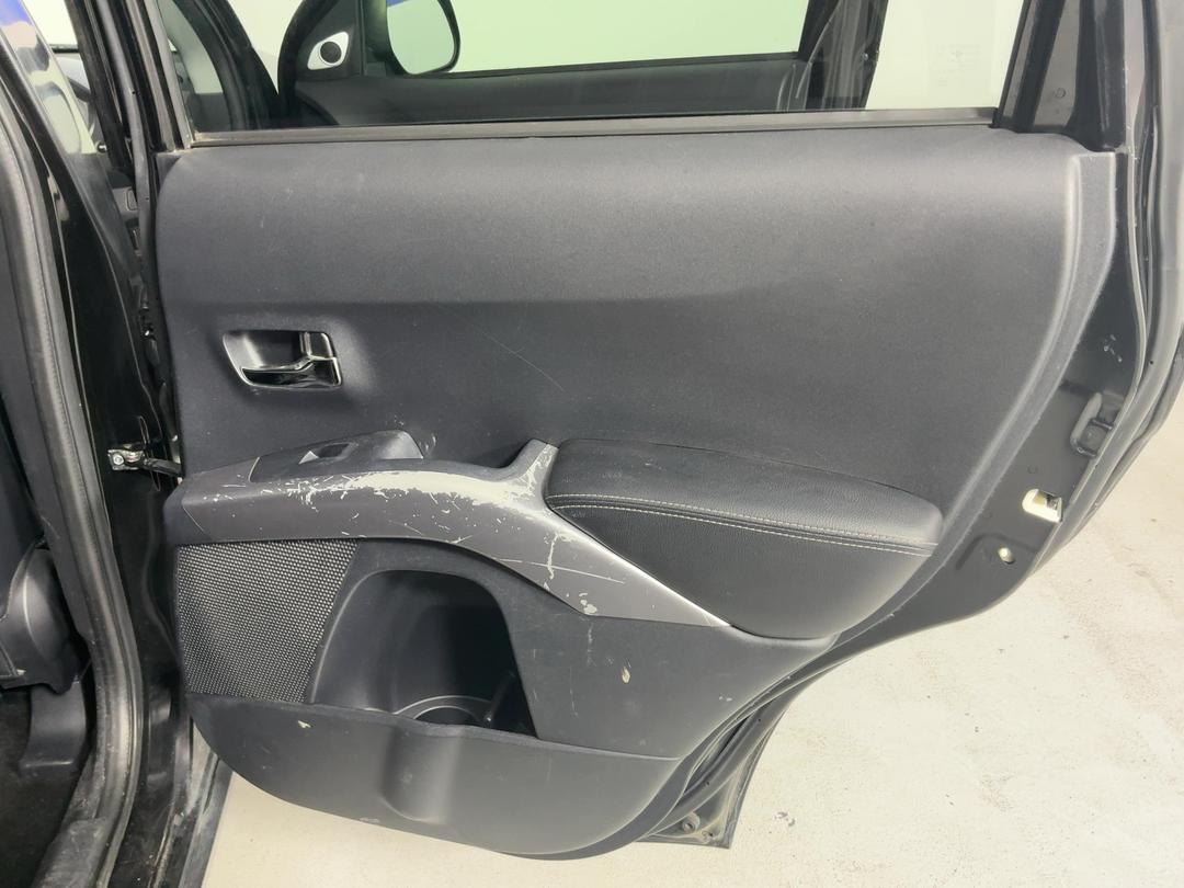Photo '19' of Mitsubishi Outlander