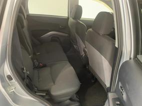 Photo '20' of Mitsubishi Outlander