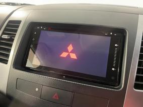 Photo '27' of Mitsubishi Outlander