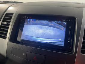 Photo '28' of Mitsubishi Outlander