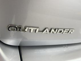 Photo '34' of Mitsubishi Outlander