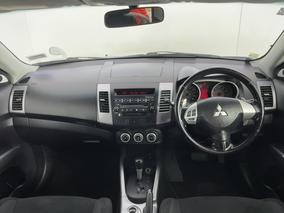 Photo '17' of Mitsubishi Outlander