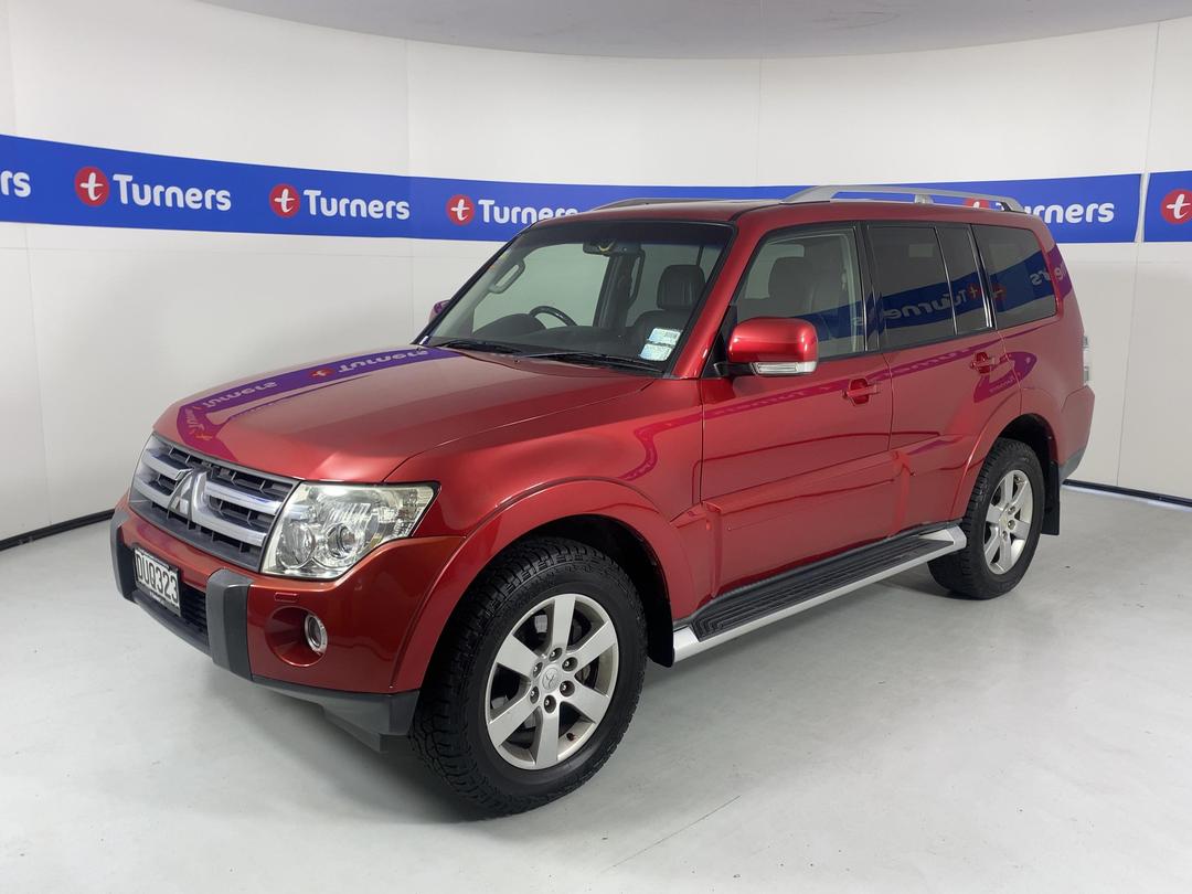 Photo '4' of Mitsubishi Pajero