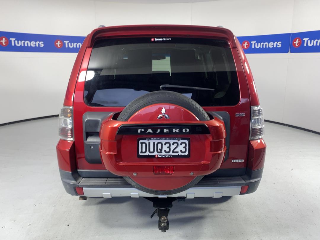 Photo '6' of Mitsubishi Pajero