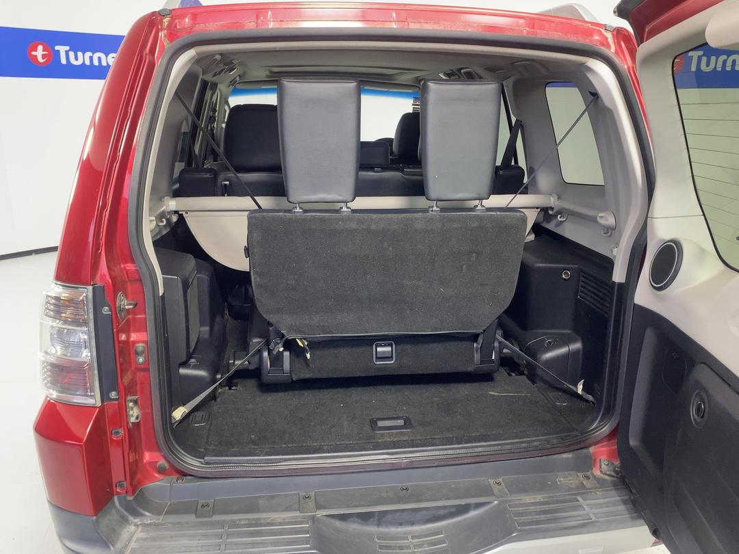 Photo '14' of Mitsubishi Pajero