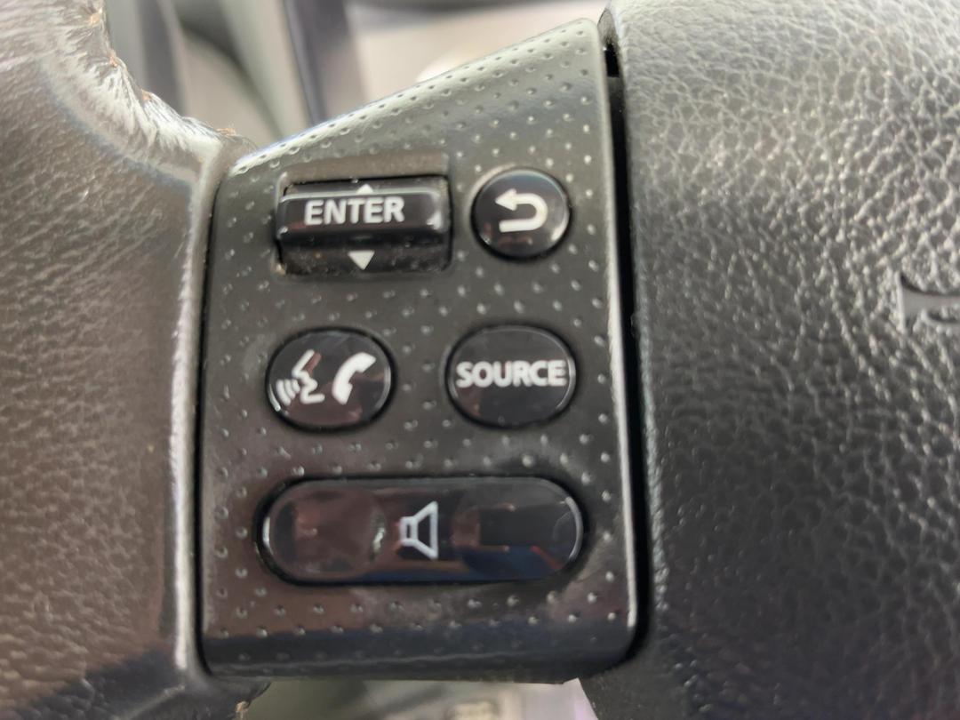 Photo '25' of Nissan Bluebird