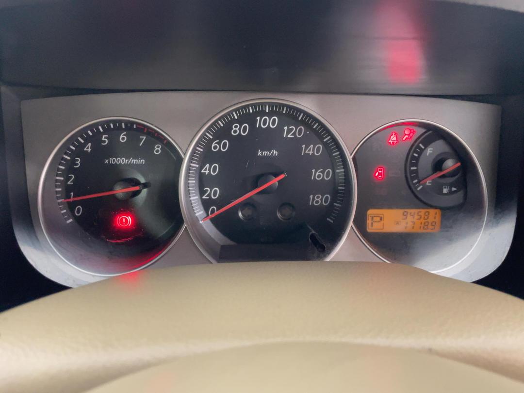 Photo '21' of Nissan Bluebird