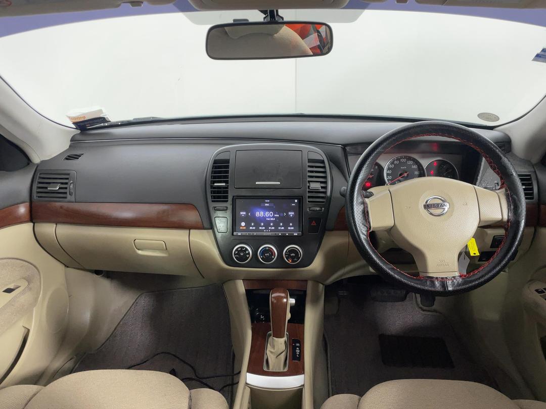 Photo '17' of Nissan Bluebird
