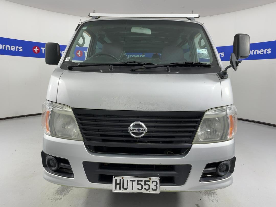 Photo '2' of Nissan Caravan