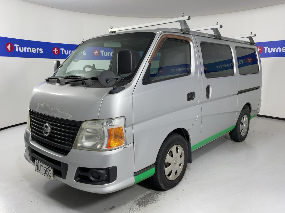 Photo '4' of Nissan Caravan