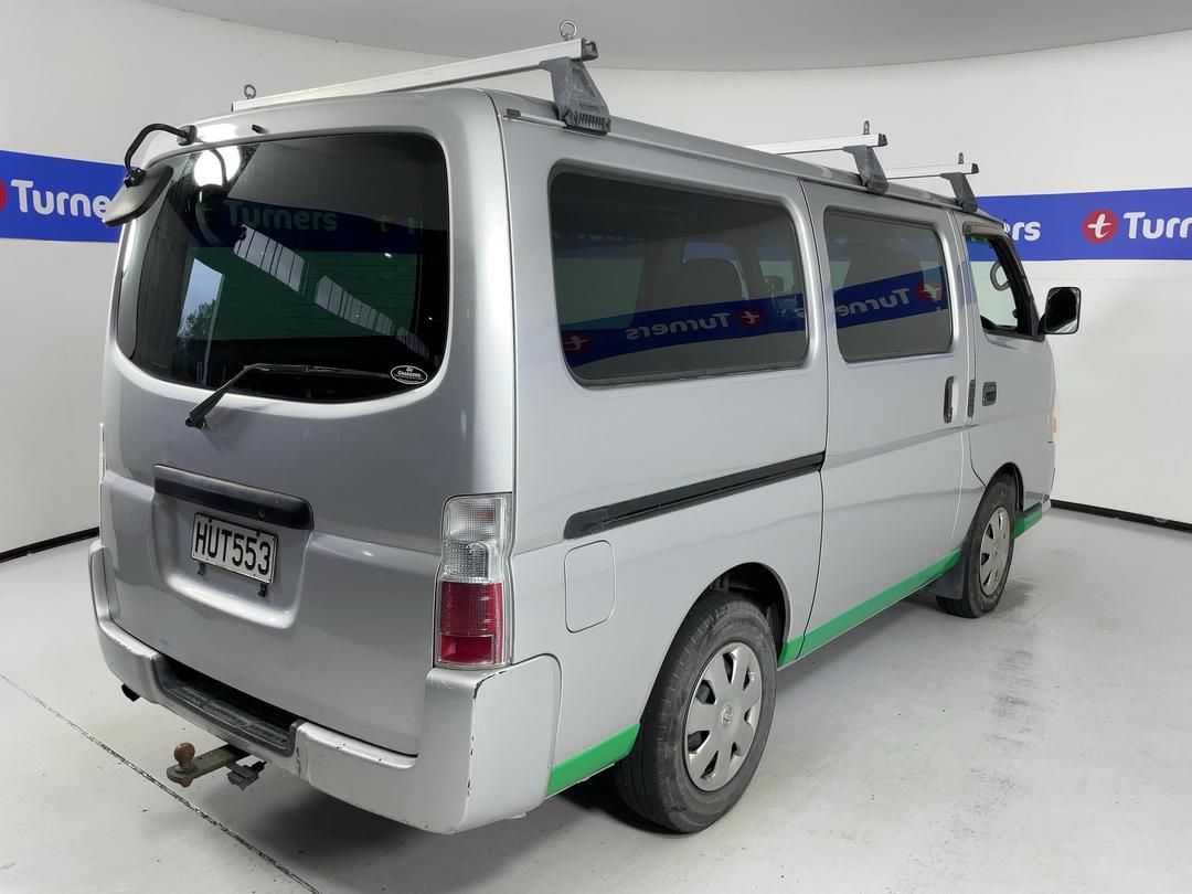 Photo '7' of Nissan Caravan