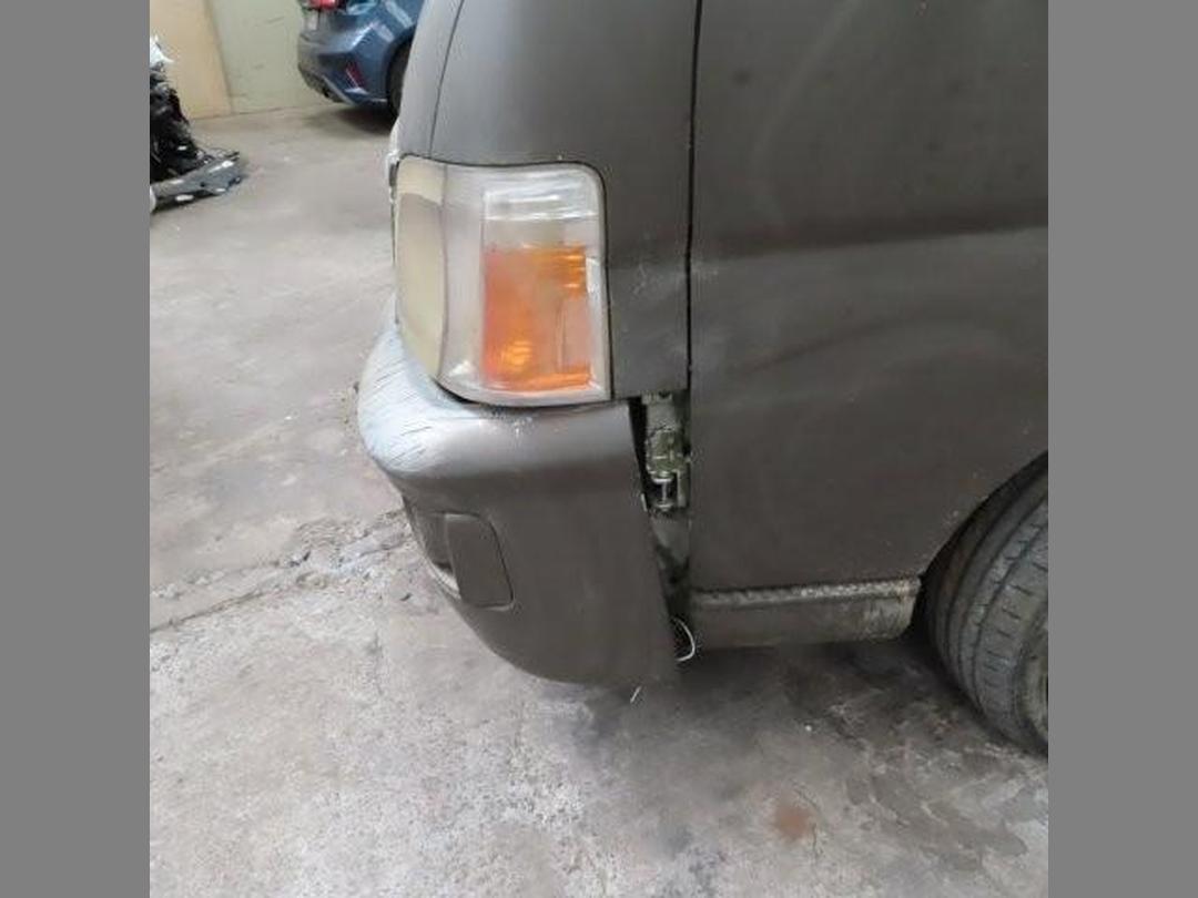 Photo '13' of Nissan Caravan