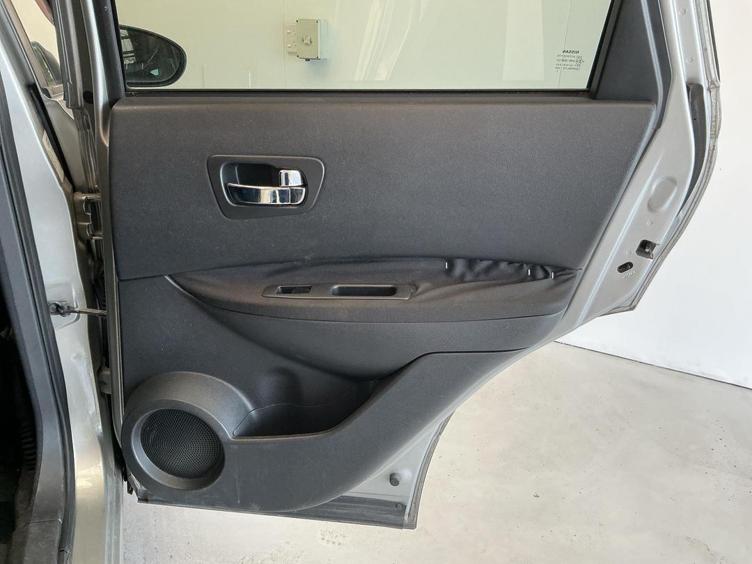 Photo '17' of Nissan Dualis