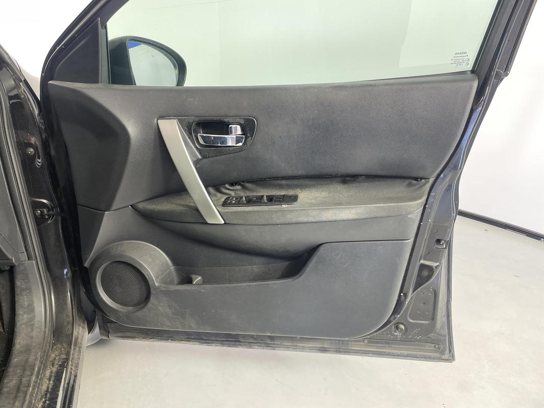 Photo '13' of Nissan Dualis