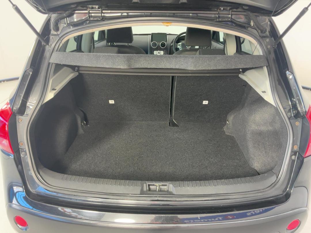 Photo '14' of Nissan Dualis