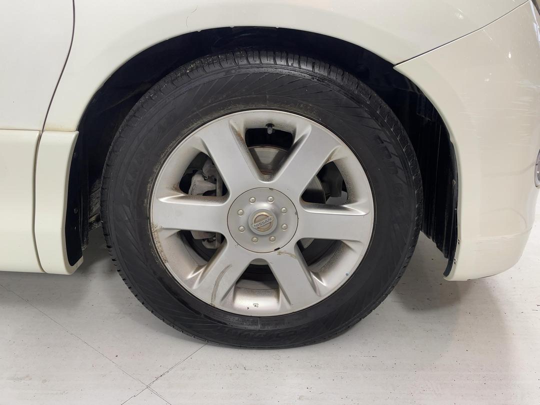 Photo '9' of Nissan Elgrand