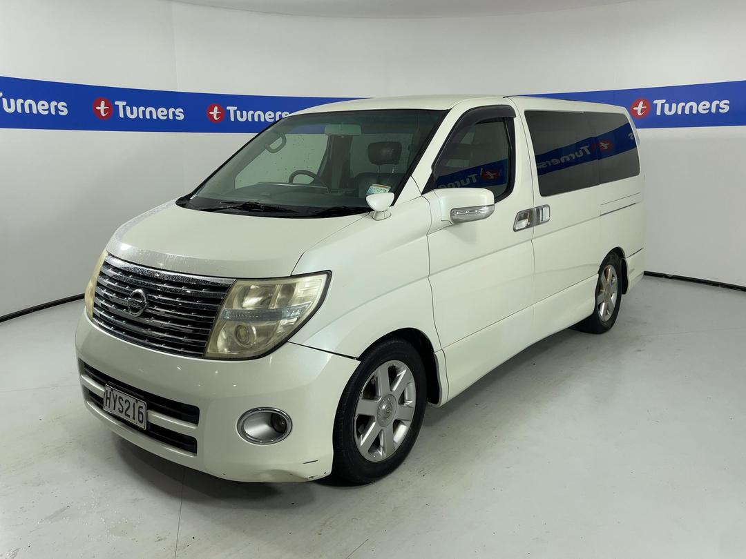 Photo '4' of Nissan Elgrand