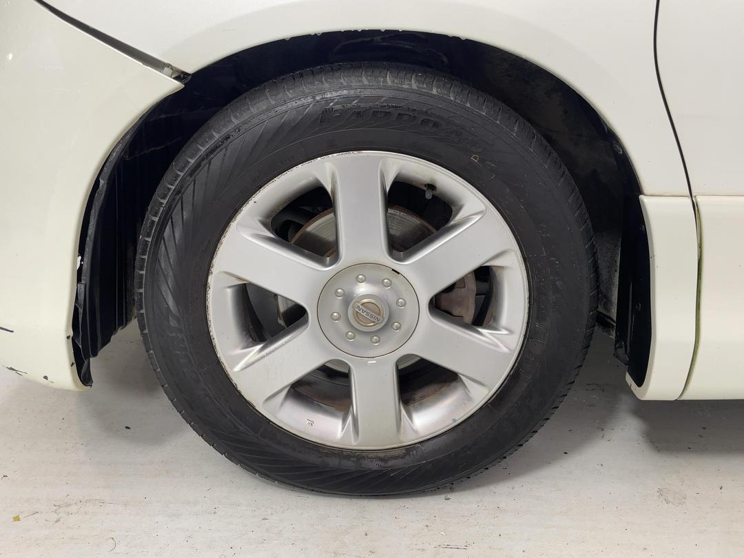 Photo '10' of Nissan Elgrand