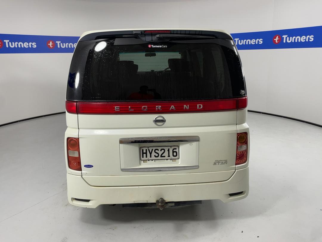 Photo '6' of Nissan Elgrand