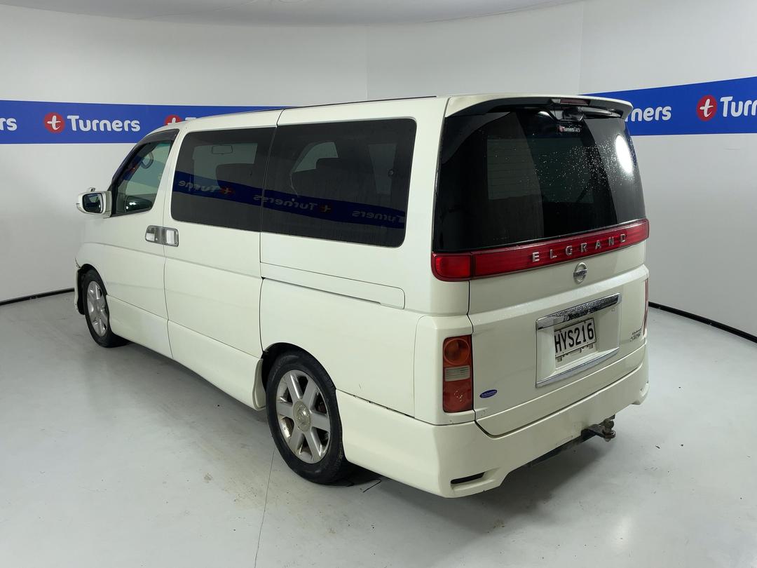 Photo '5' of Nissan Elgrand
