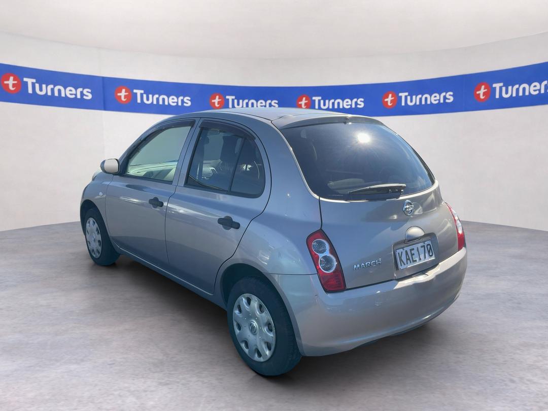 Photo '5' of Nissan March Photo '5' of Nissan March