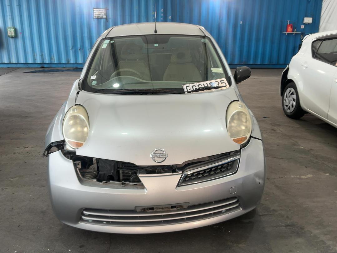 Photo '2' of Nissan March