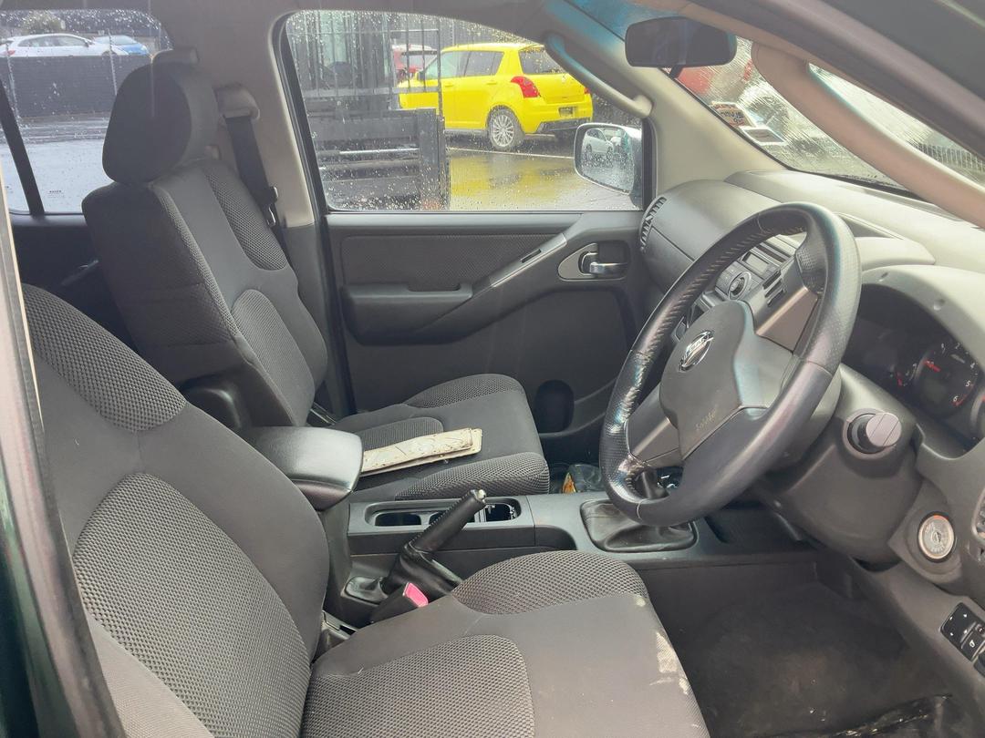Photo '32' of Nissan Navara Photo '32' of Nissan Navara