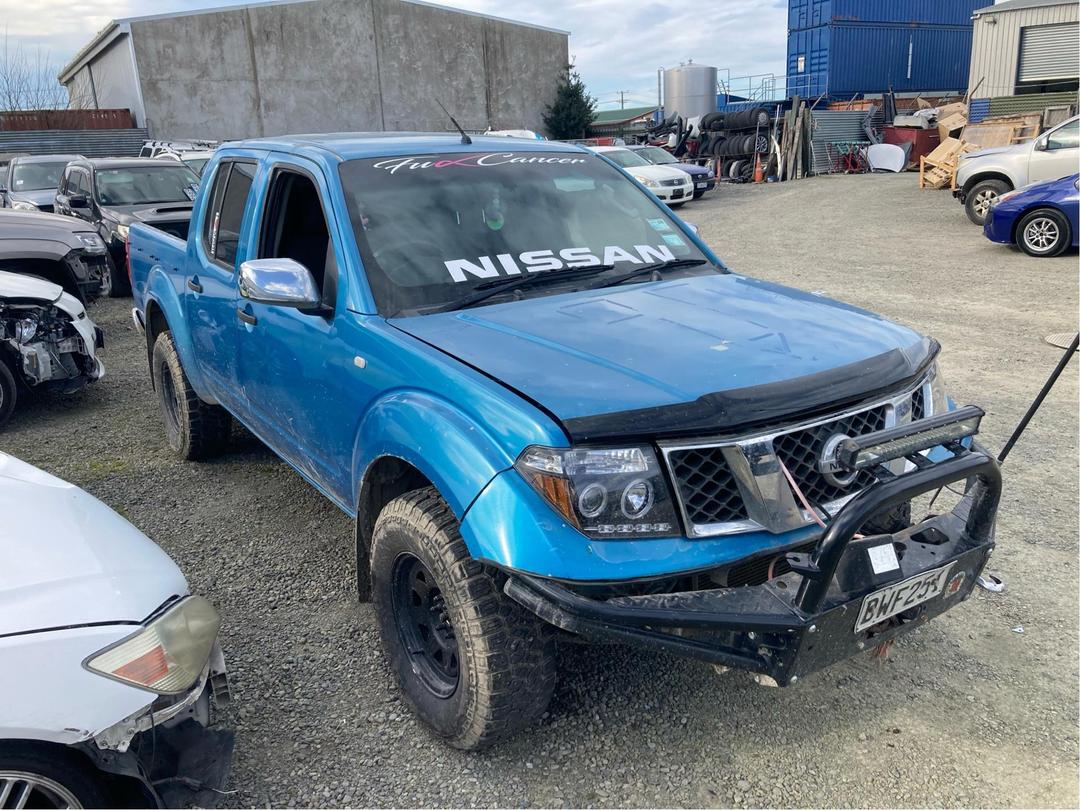 Photo '2' of Nissan Navara
