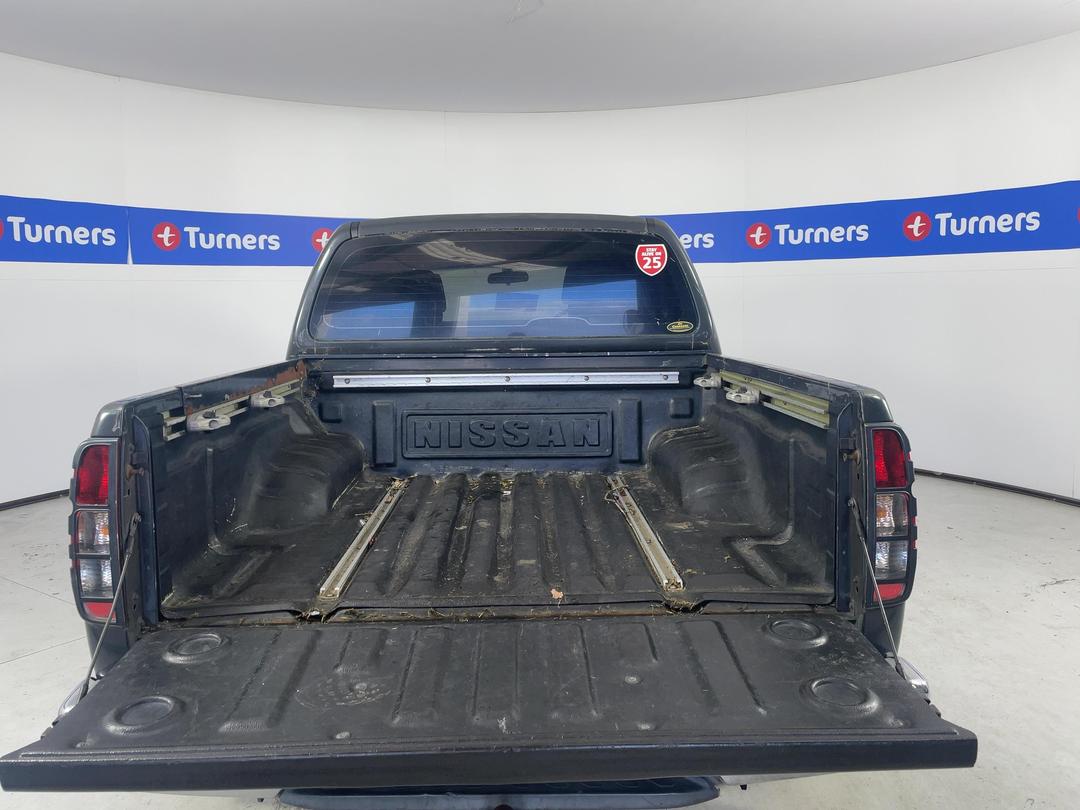 Photo '12' of Nissan Navara Photo '12' of Nissan Navara