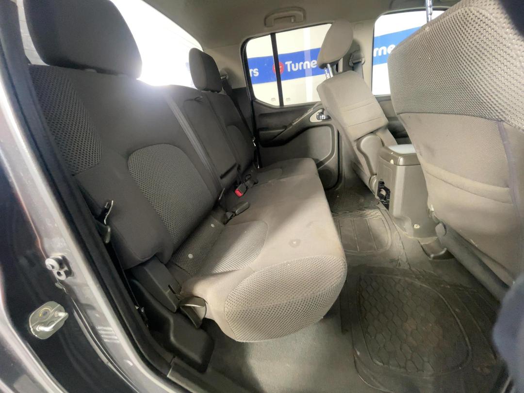 Photo '18' of Nissan Navara Photo '18' of Nissan Navara