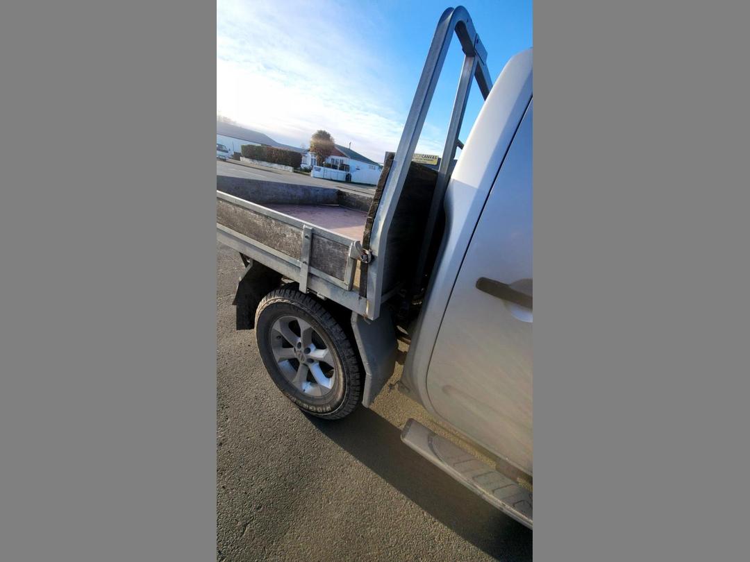 Photo '5' of Nissan Navara