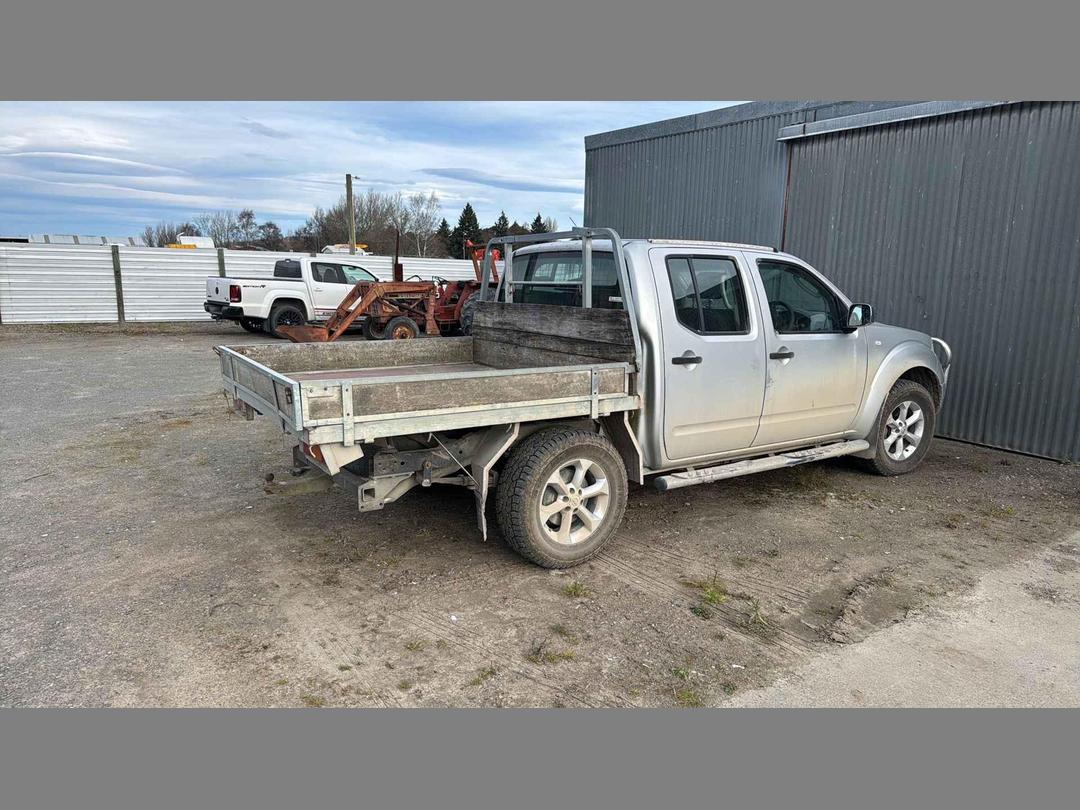 Photo '36' of Nissan Navara