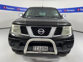 Photo '2' of Nissan Navara