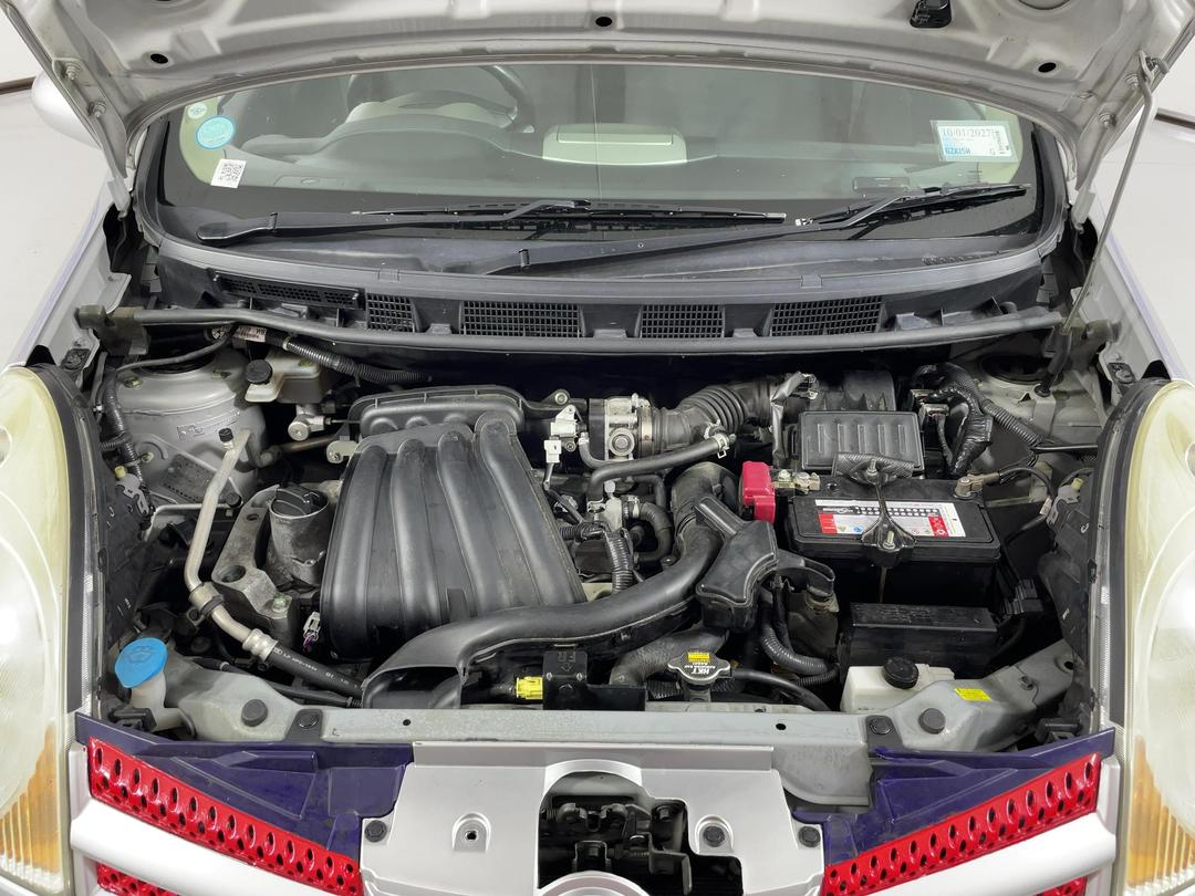 Photo '13' of Nissan Note