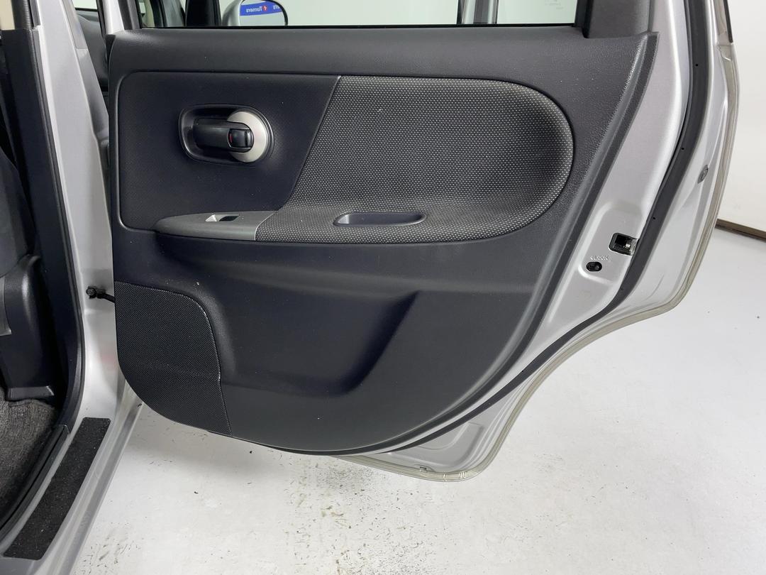 Photo '19' of Nissan Note