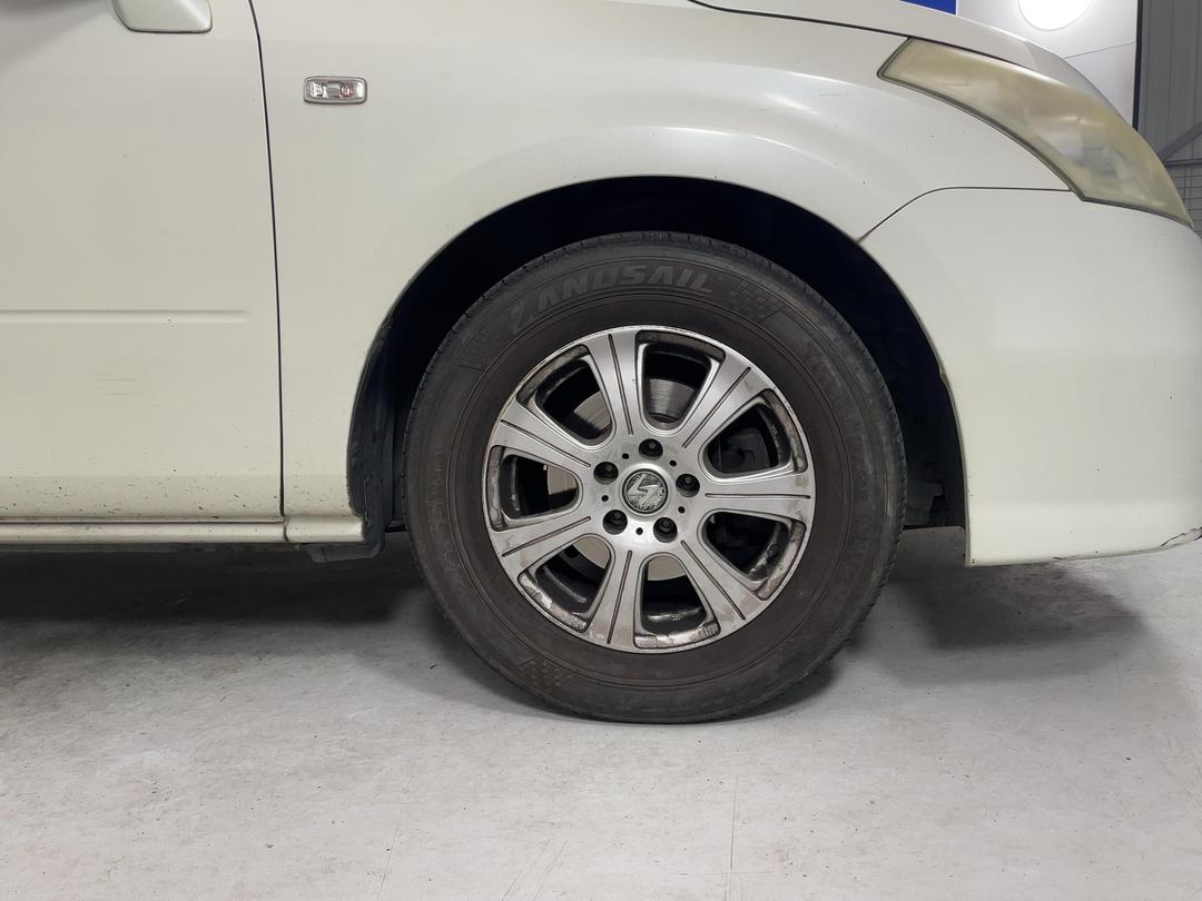 Photo '7' of Nissan Presage Photo '7' of Nissan Presage