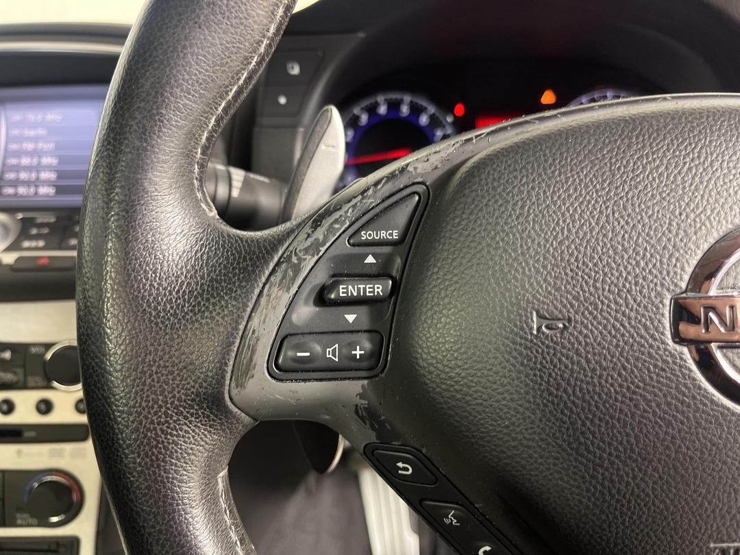 Photo '22' of Nissan Skyline