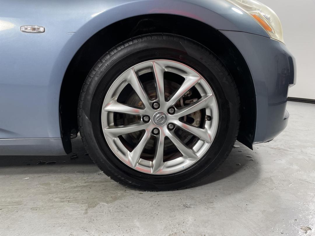 Photo '9' of Nissan Skyline