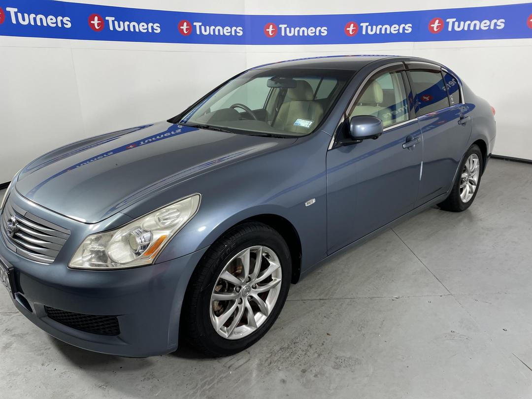 Photo '4' of Nissan Skyline