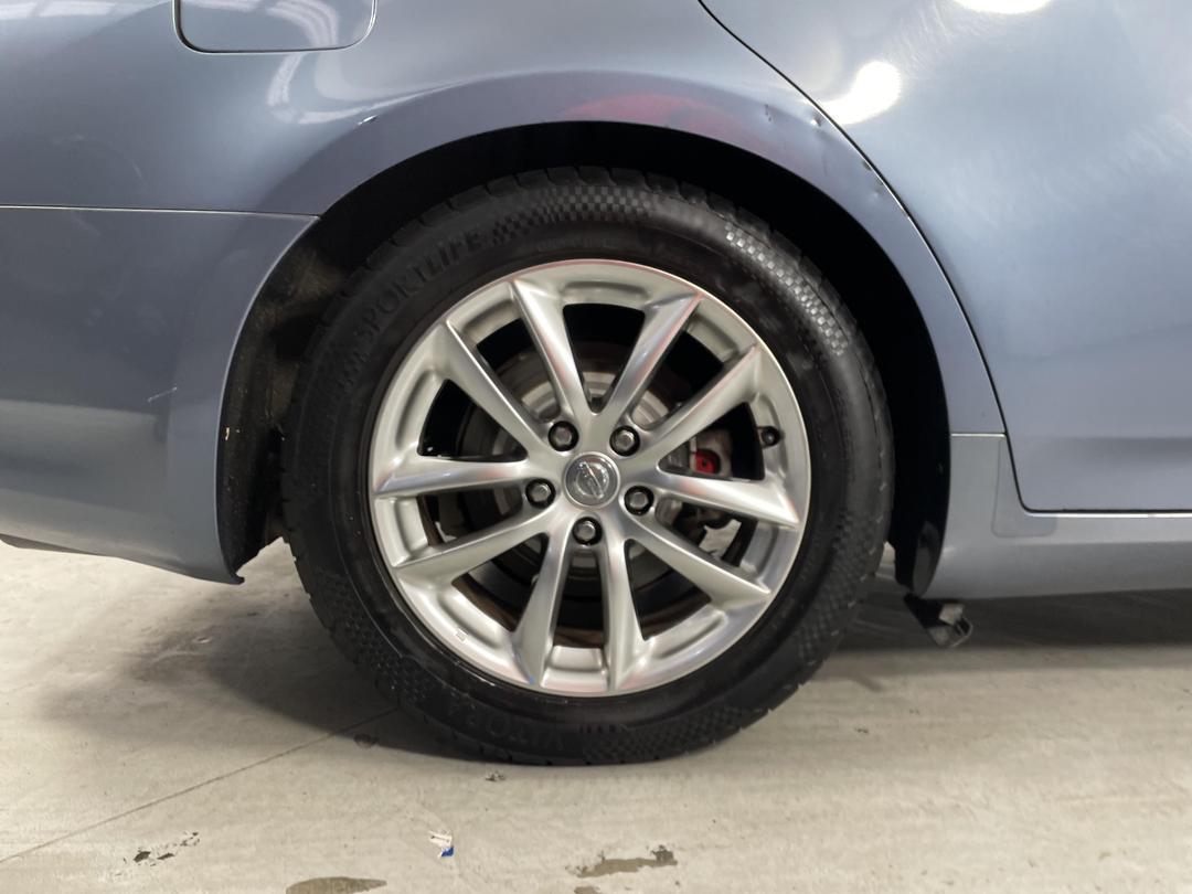 Photo '12' of Nissan Skyline