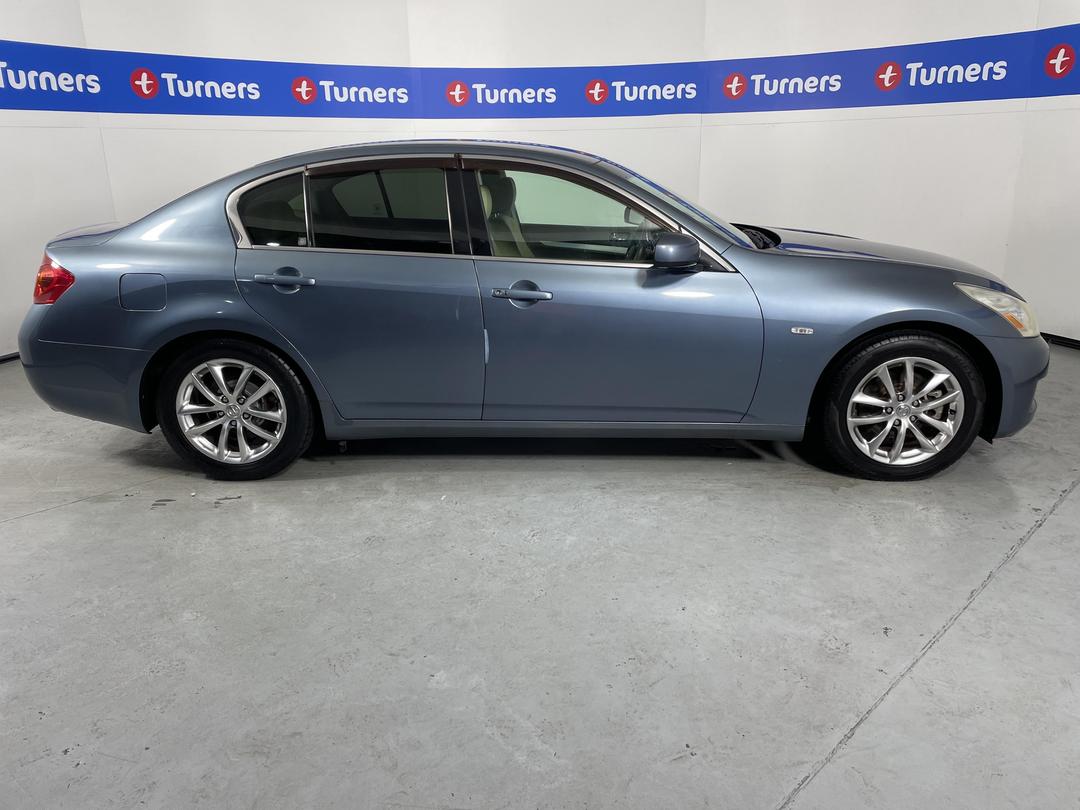 Photo '23' of Nissan Skyline