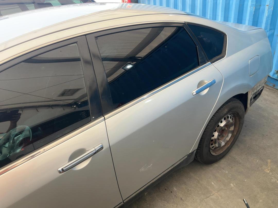 Photo '8' of Nissan Teana