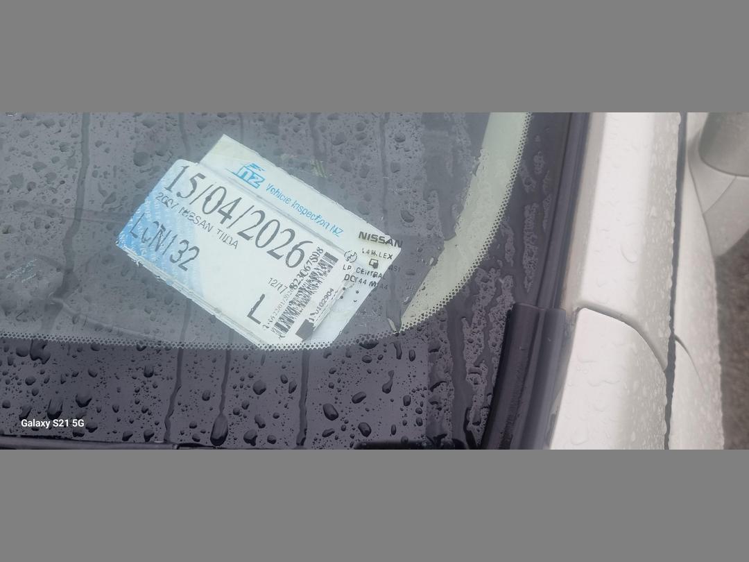 Photo '4' of Nissan Tiida