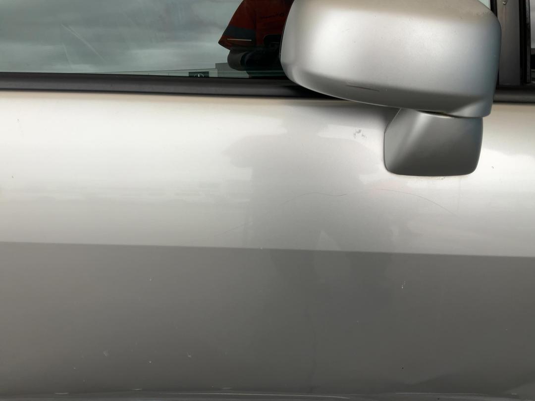 Photo '10' of Nissan Tiida