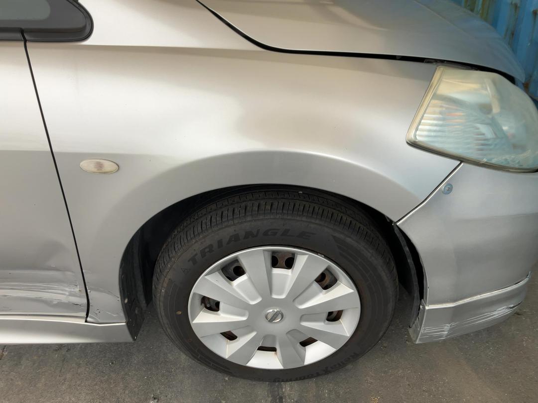 Photo '11' of Nissan Tiida