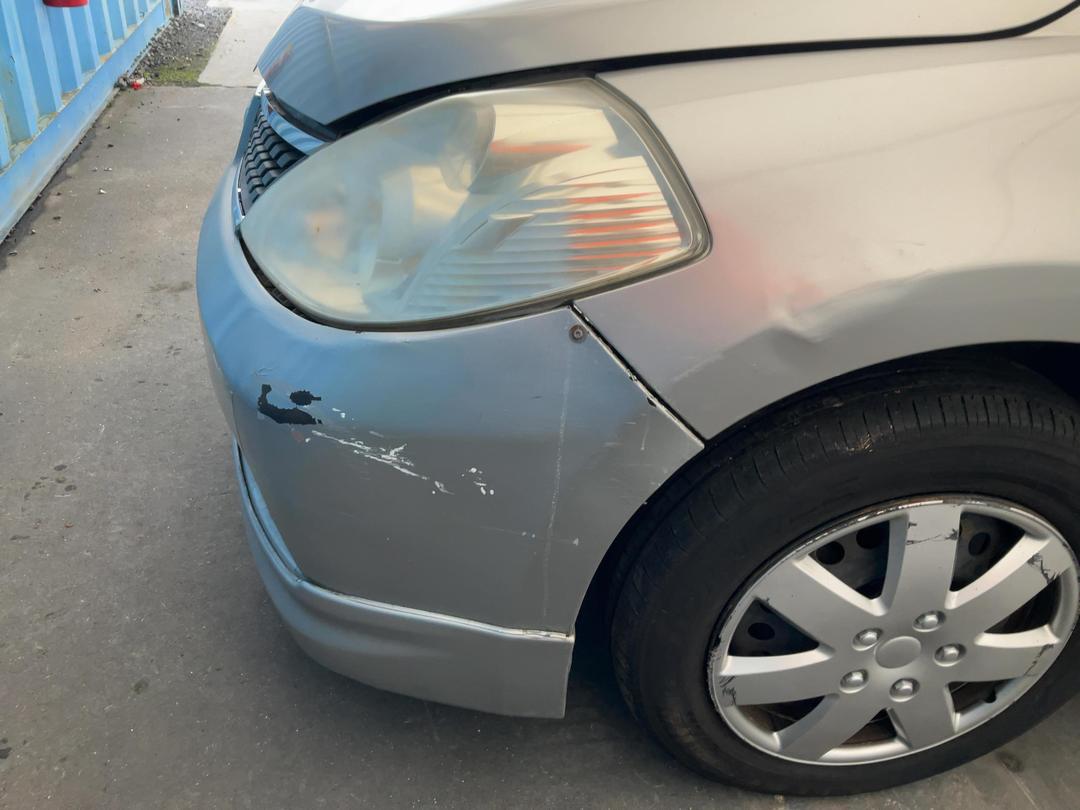 Photo '17' of Nissan Tiida