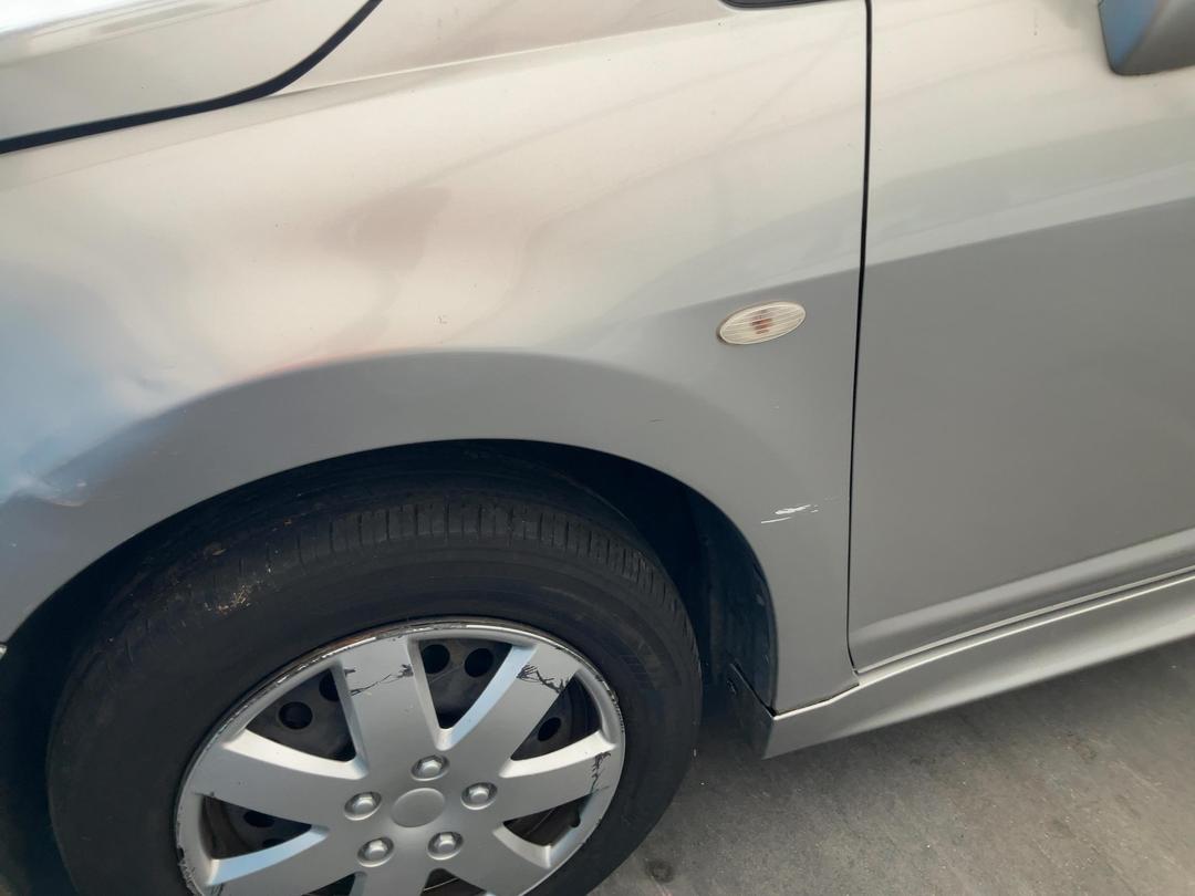 Photo '18' of Nissan Tiida