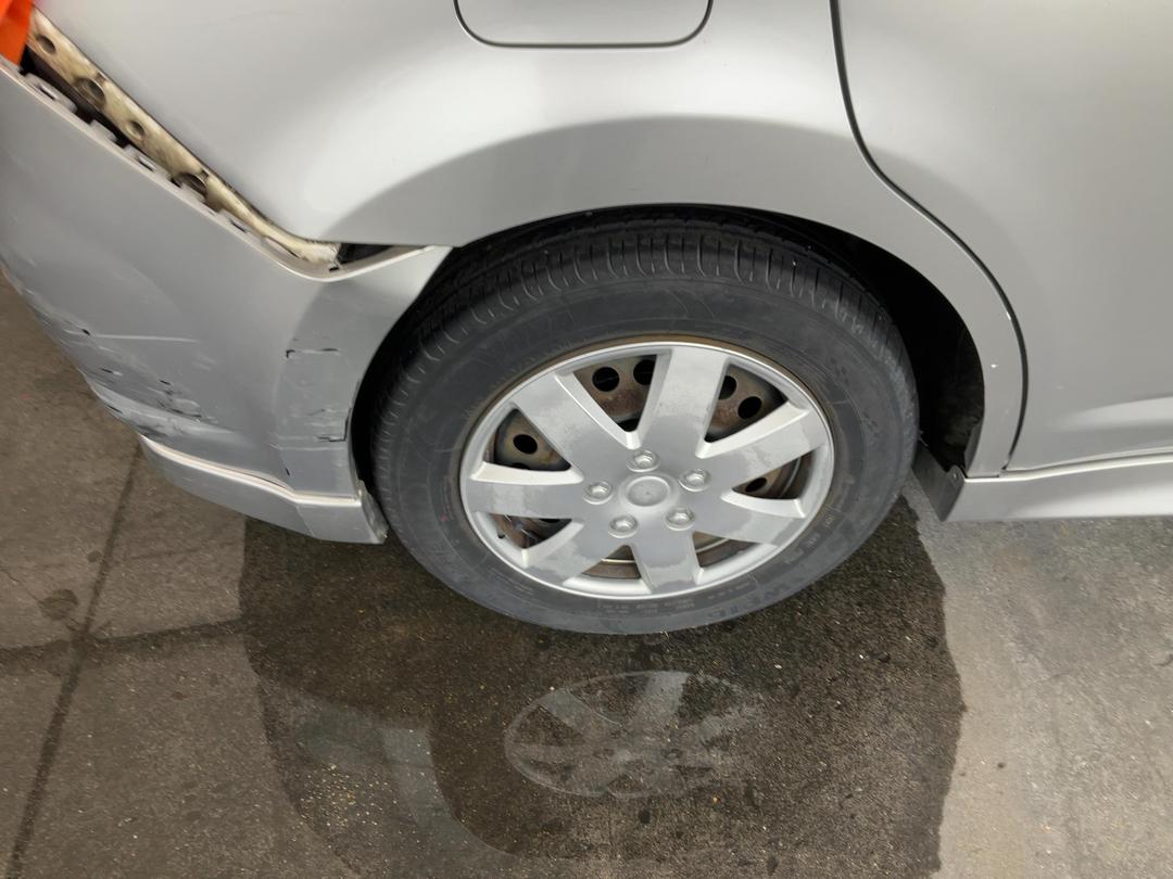 Photo '27' of Nissan Tiida